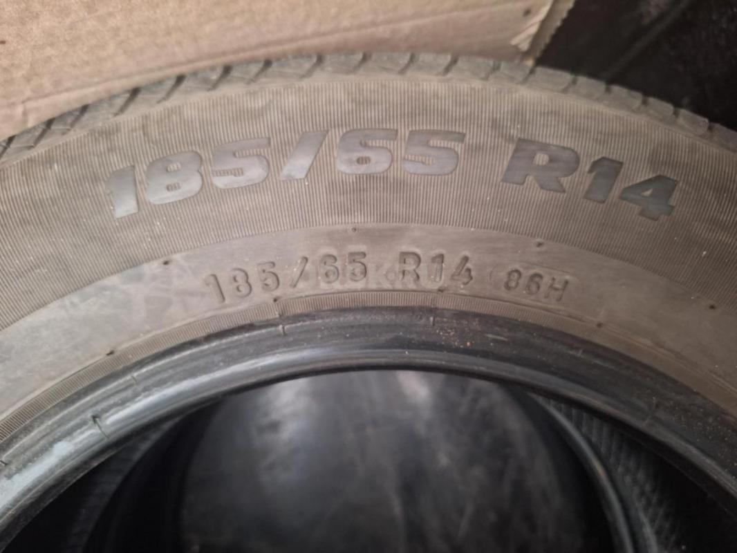 185/65 r14 летние шины 4шт (без порезов,грыж,грибков),Пирелли энерджи,в отличном состоянии - Орск