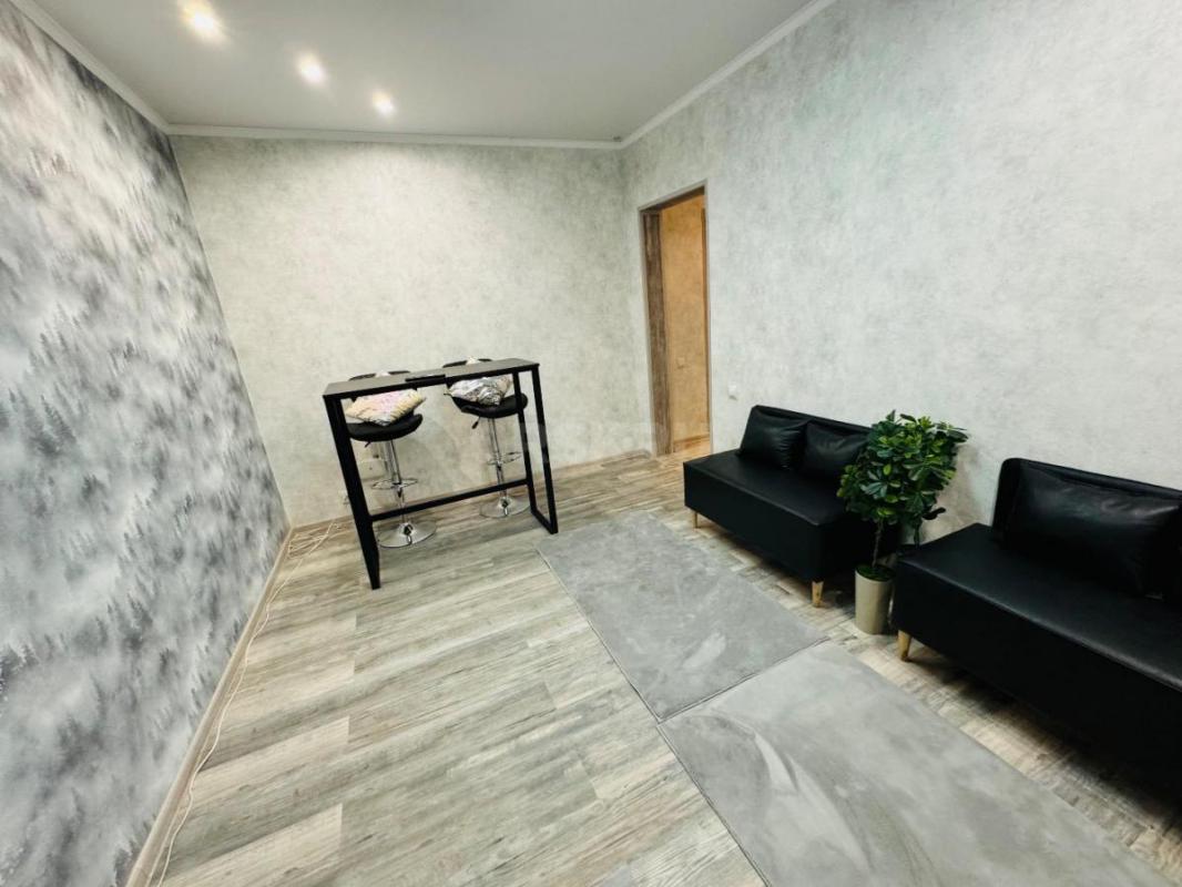 Продам квартиру на Строителей, 16 от собственника. - Орск