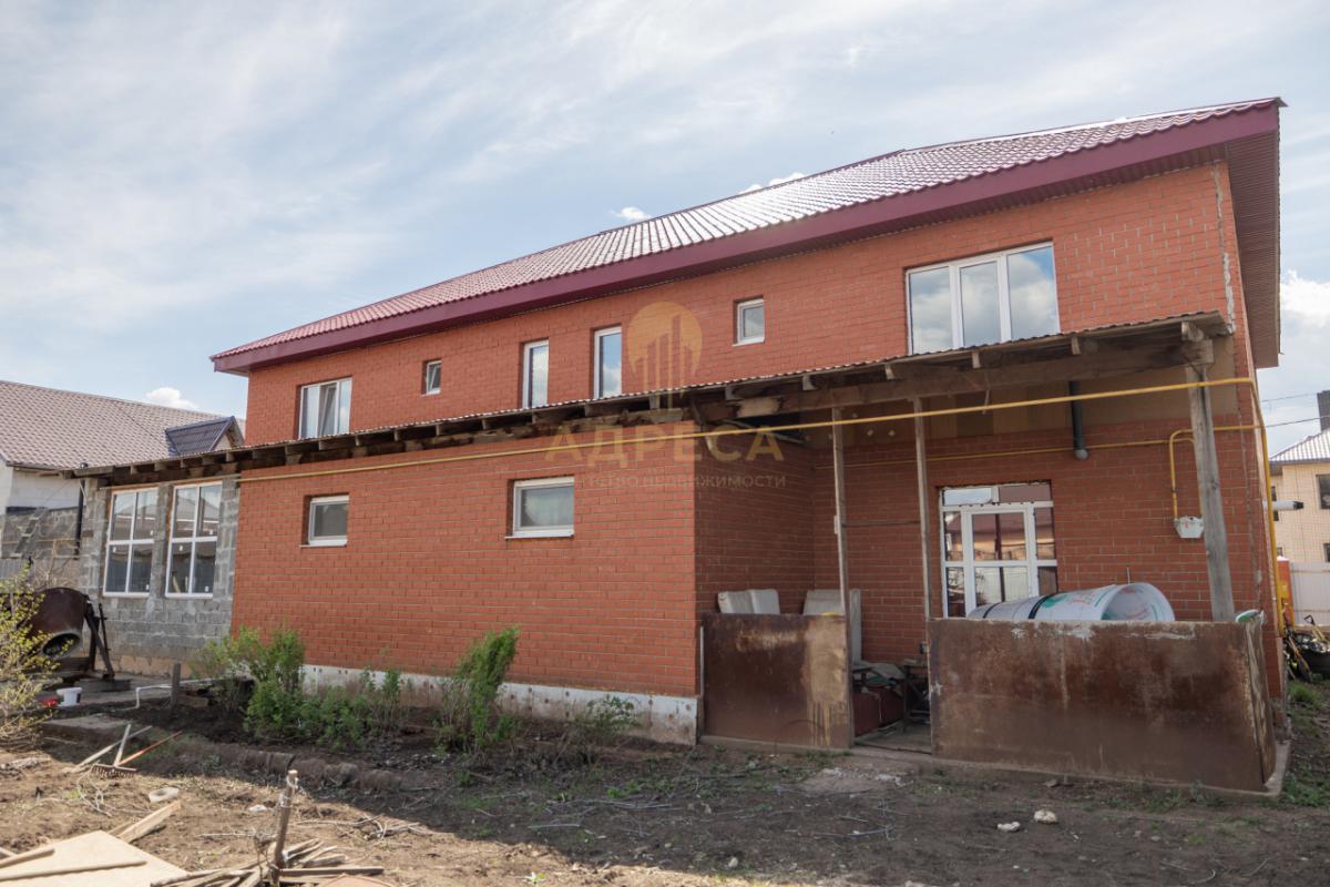 Продается просторный таунхаус площадью 211,7 кв. - Ленина