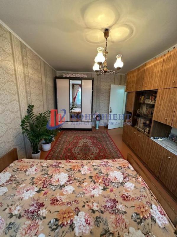 Продам очень тёплую трёхкомнатную квартиру. - Орск