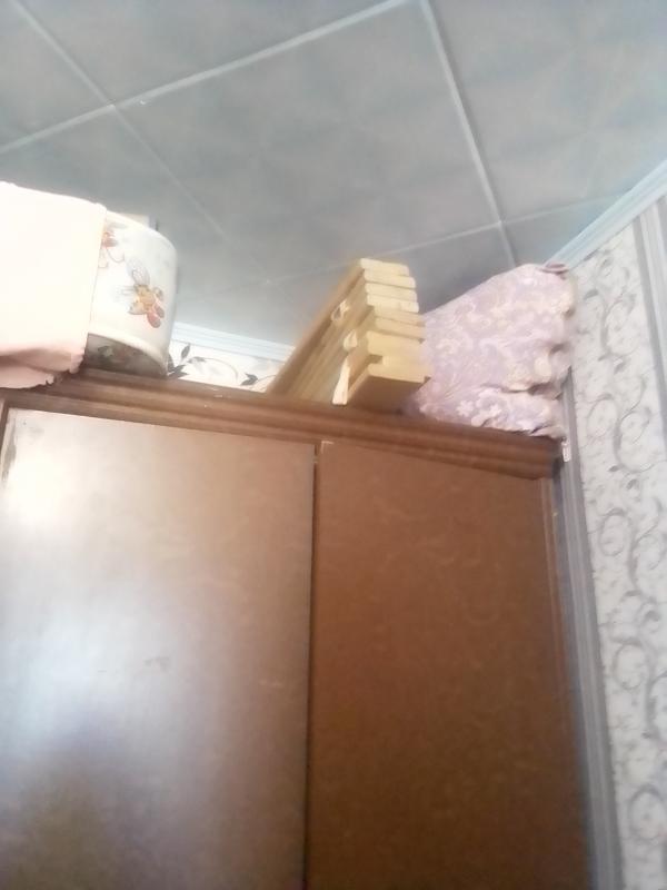 Кроватка детская для мальчика 
Пользовались редко 
В комплекте матрас (состояние хорошее),спинка 4шт - Орск