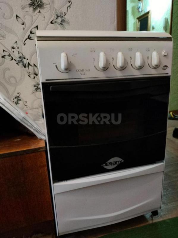 Продам газовую плиту с электрической духовкой. - Орск