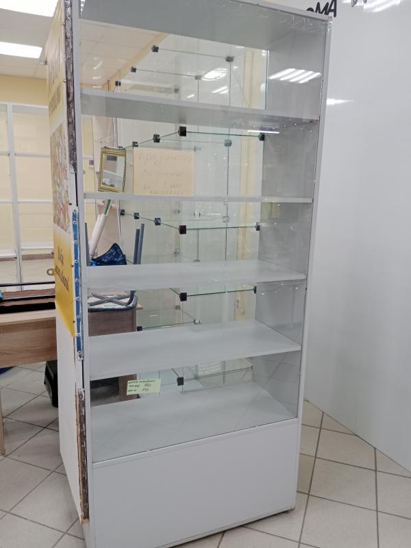 Витрины дсп и стекло, тумбы, эконом панель и 50 крючков, дверцы 2 пары, боковины для витрин или стел - Новотроицк