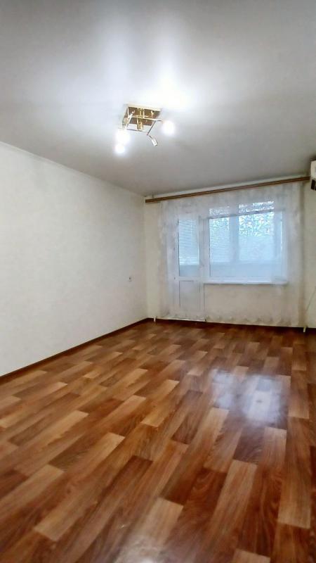 Продается 2-х комнатная  квартира в центре города  по адресу г. - Новотроицк