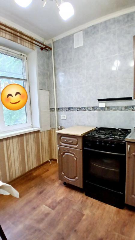 Продается 2-х комнатная  квартира в центре города  по адресу г. - Новотроицк