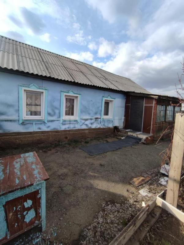 Продаётся уютный деревянный дом площадью 52 квадратных метра в посёлке Железнодорожный (пос. - Орск