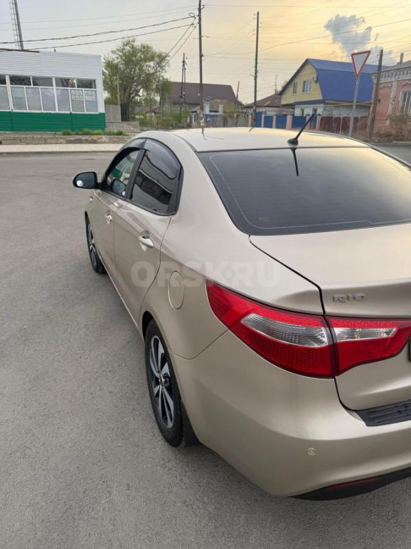 Продам Надежный Автомобиль Kio Rio 3 2015. - Орск