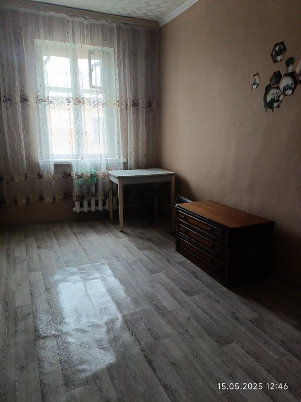 Продается изолированная комната (11.8кв. - Новотроицк