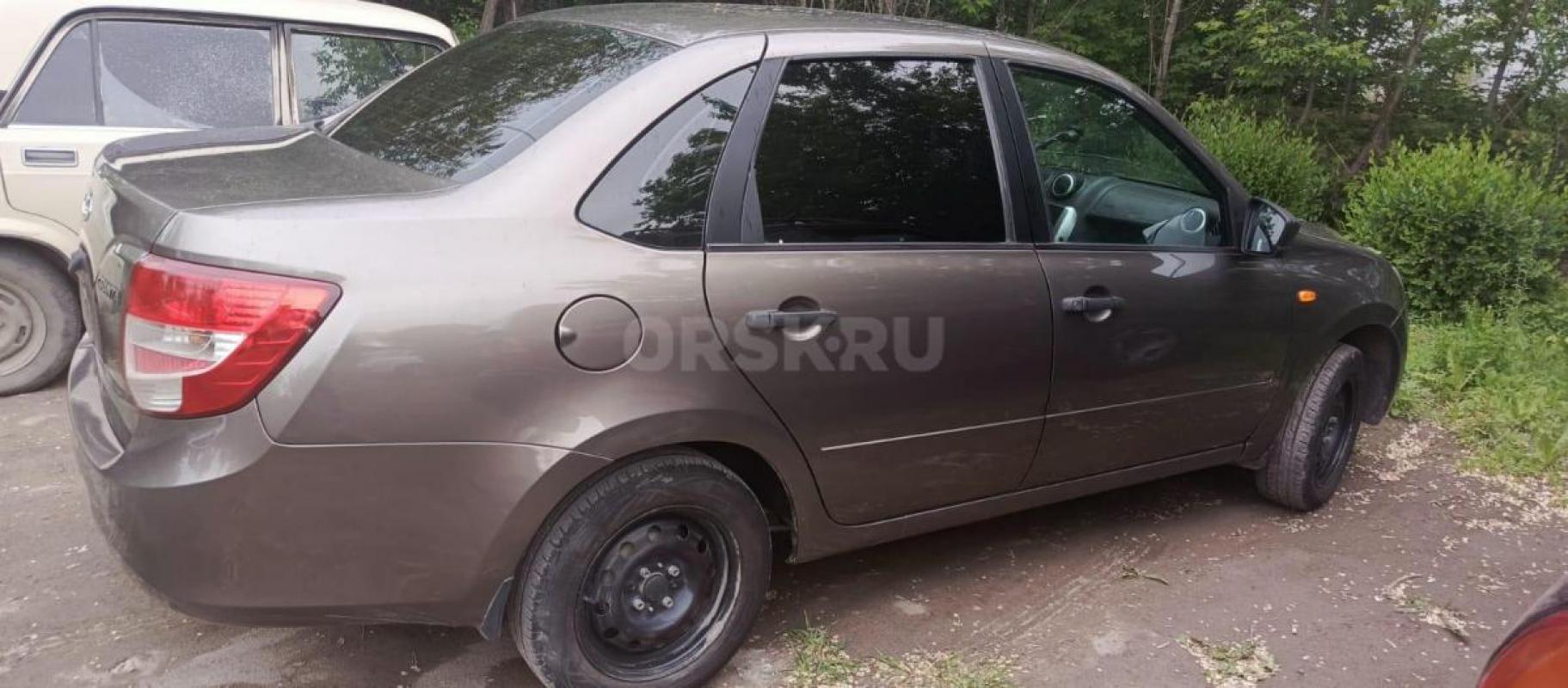 Продам автомобиль Лада Гранта. - Орск