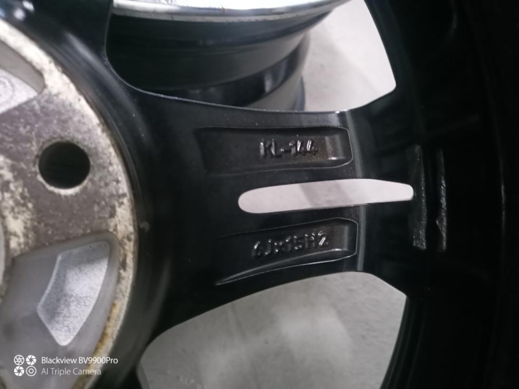 Продаются литые диски на chery very, chery bonus (a13)
6Jx15 4/114.3 ET39 d57.1
Могут подойти и на д - Новотроицк