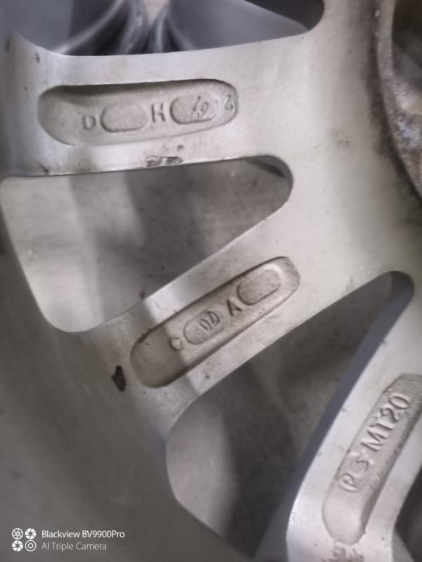 Продаются Лите диски на Ford Focus 2
6x15 5x108 ET 52.5 Dia 63.3
Могут подойти и на другие авто, смо - Новотроицк