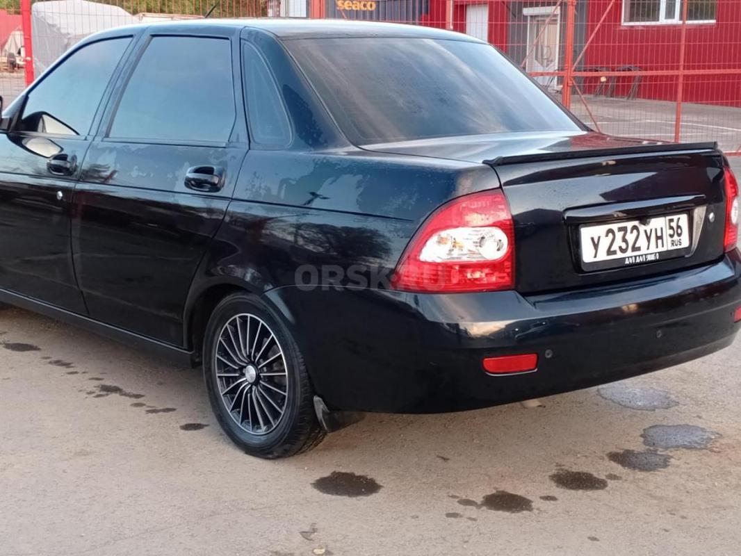 Продам Приору 2011 г люксовая стеклоподъёмник все! электро зеркала !электро руль ! - Орск