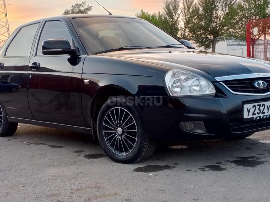 Продам Приору 2011 г люксовая стеклоподъёмник все! электро зеркала !электро руль ! - Орск