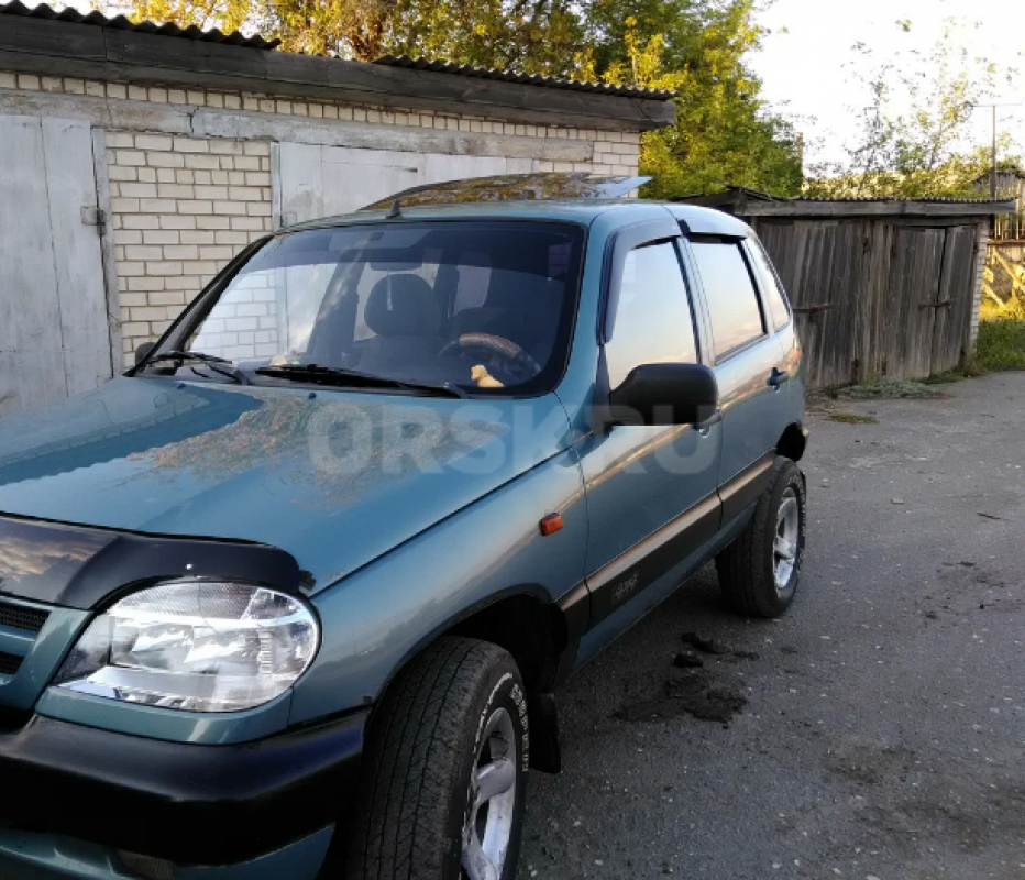 Срочно продаю машину в идеале состояние агент собственник машина красного хранения не бита не крашен - Беляевка