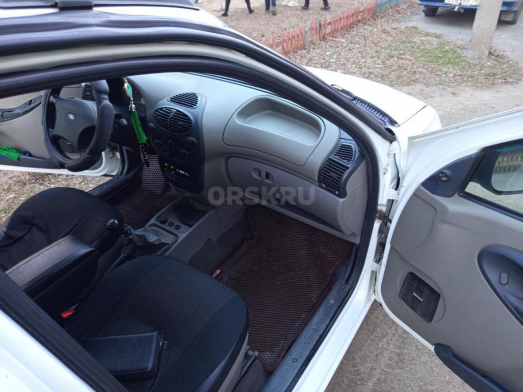 Продается автомобиль состояние удовлетворительное есть небольшие сколы и царапины.сигнализация с авт - Орск