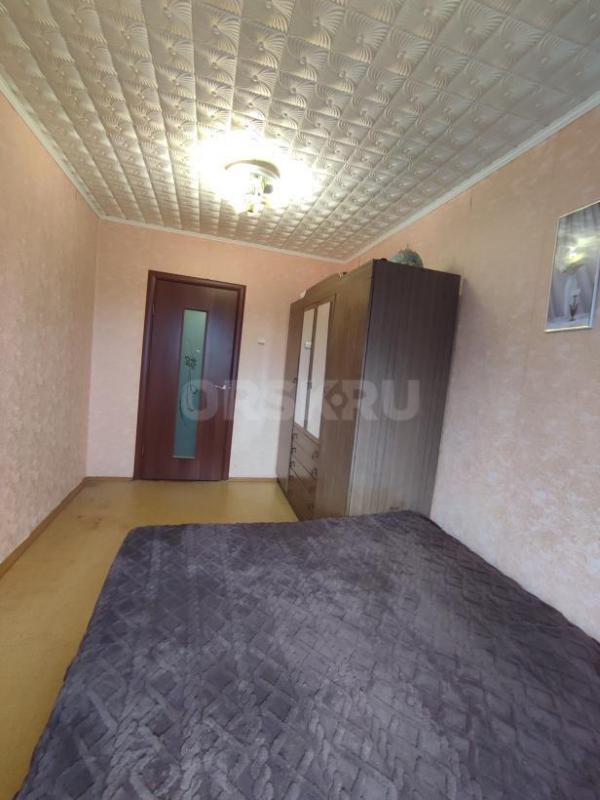 Продаётся уютная 4-комнатная квартира, общей площадью 60.7 квадратных метров, расположенная на четве - Орск
