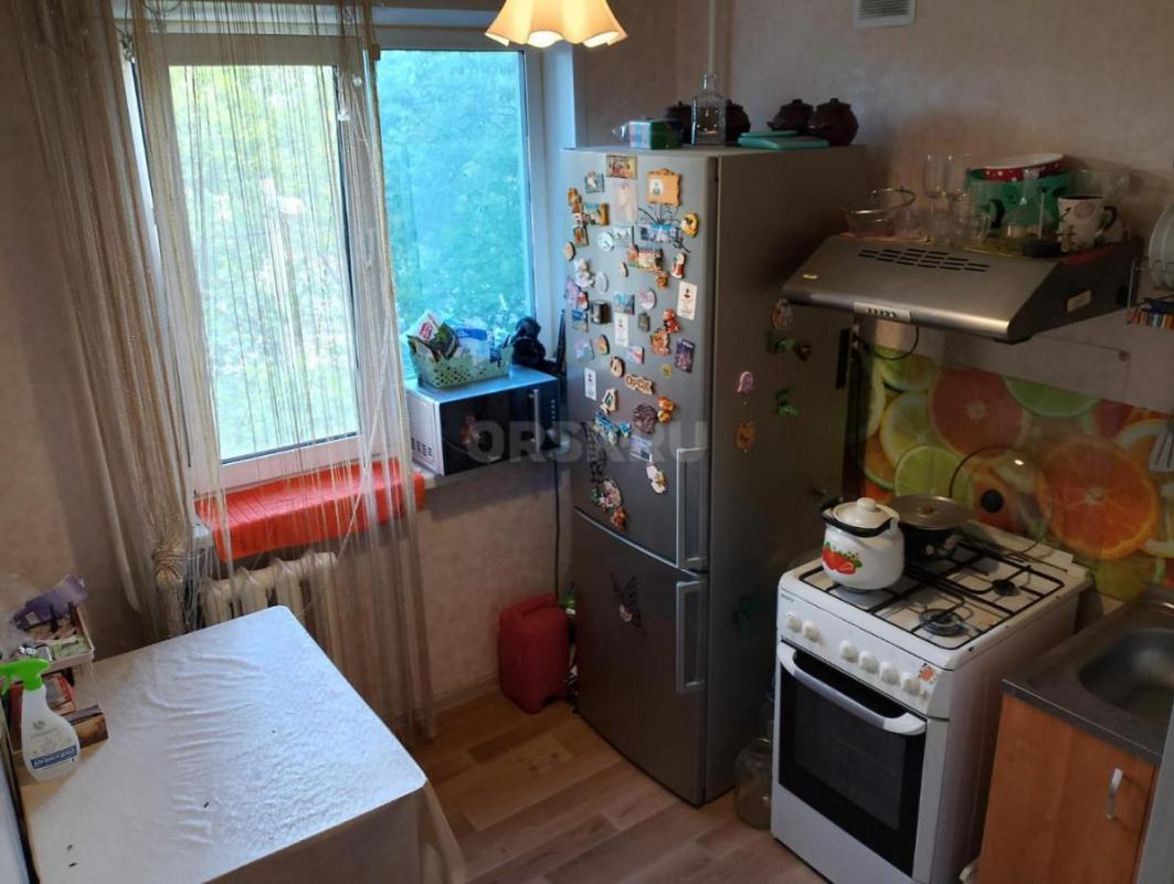 Сдам в аренду на длительный срок 2х комнатную квартиру. - Орск