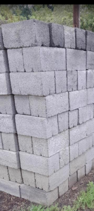 Продам шлакоблоки количестве 2000шт. разм.40 ×20×20. - Орск