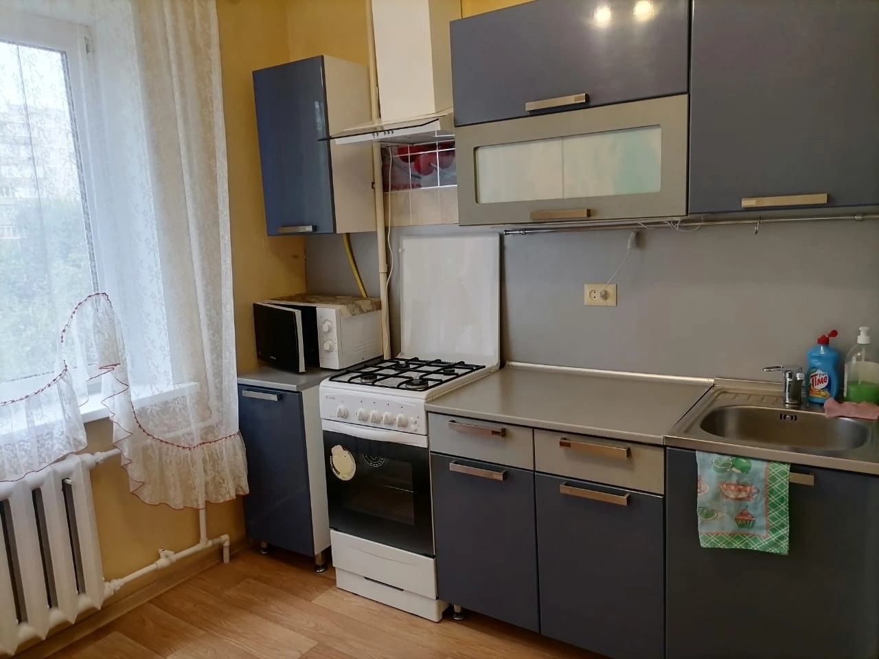 Сдам, собственник: 1 комнатная квартира на 3-м этаже 9-ти этажного дома по адресу ул. - Новотроицк