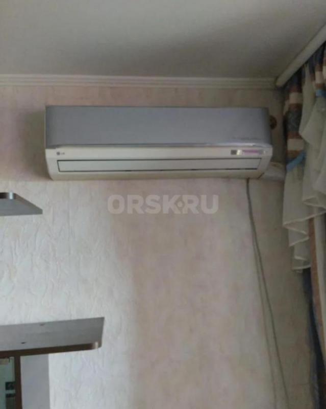 Сдается уютная двухкомнатная квартира, расположенная по адресу Пр. - Орск