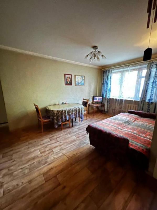 Продам просторную и светлую квартиру площадью 58,5 м², расположенная по адресу: проспект Ленина, дом - Орск