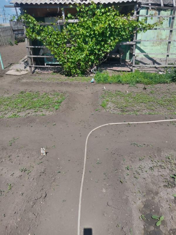Продам дом на Юрге. рядом магазины, остановка все в шаговой доступности. - Новотроицк