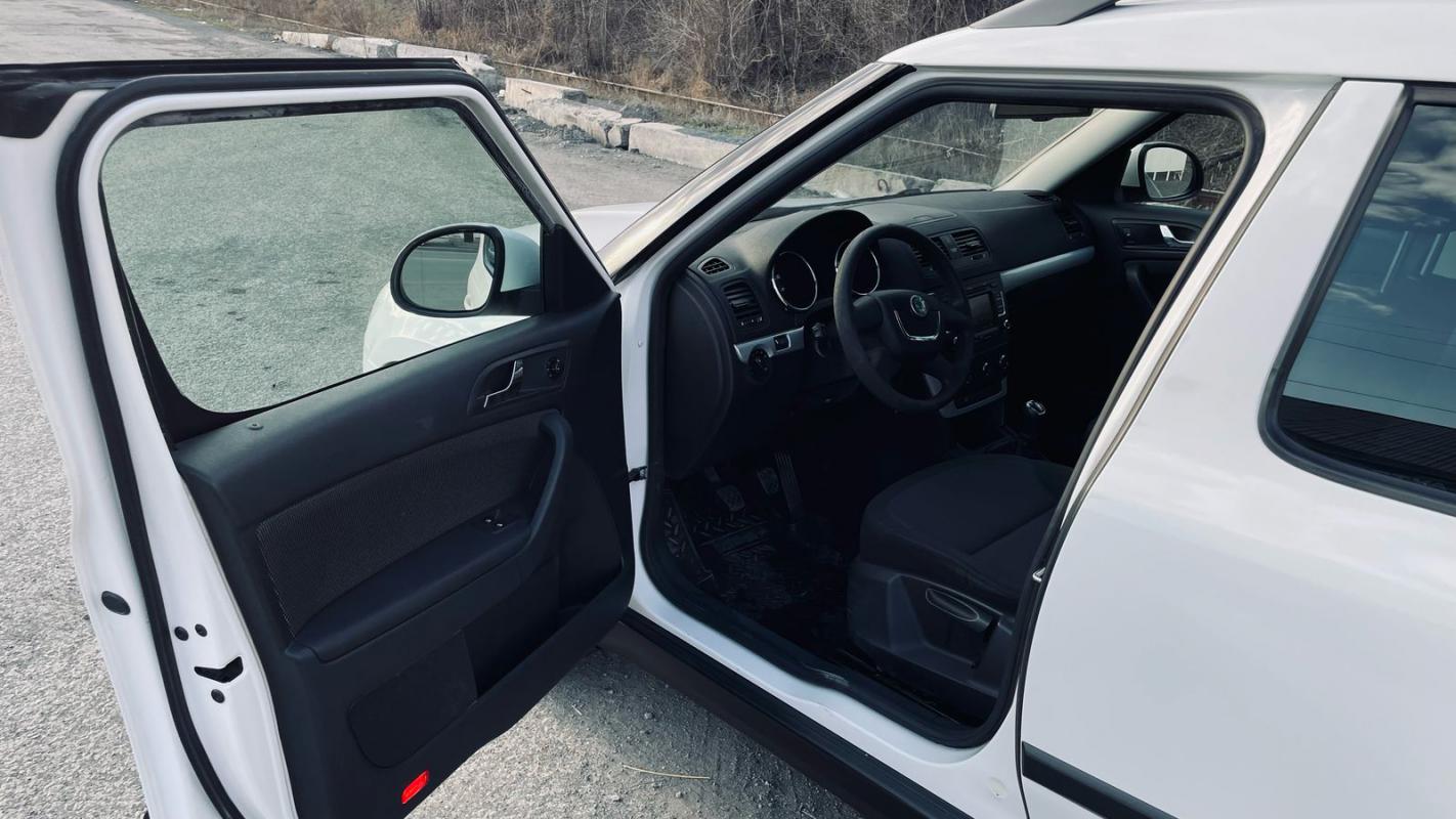 Продается Skoda Yeti , 2013 года

Skodа Yeti — идeaльный выбор для aктивныx гopoдcких жителей

Ecли - Новотроицк