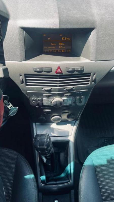 Продается Opel Astra купе, 2006 года

Состояние отличное,

обслуживание проводилось вовремя, - Новотроицк
