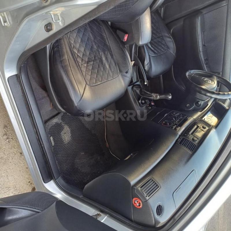 Продам свой автомобиль Таета Королла в отличном состоянии без корози, кандер работает , двигатель ма - Новотроицк