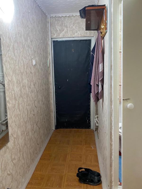 сдам квартиру на длительный срок 
в квартире есть все необходимое 
стиральная машина, холодильник - Новотроицк