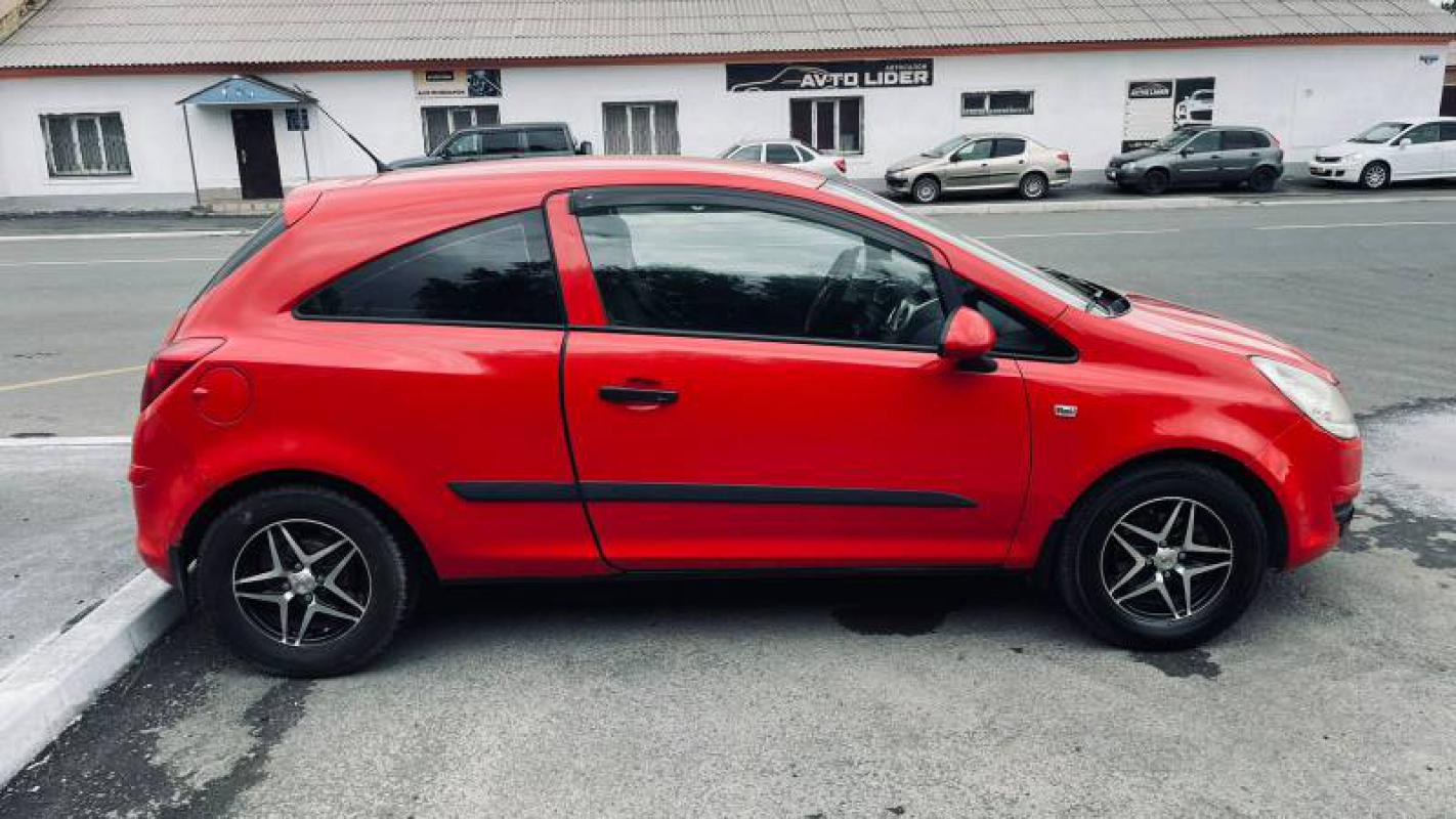 Продается Opel Corsa, 2007 года

Лёгкий, экономичный, маневренный автомобиль,

магнитола,

передние - Новотроицк
