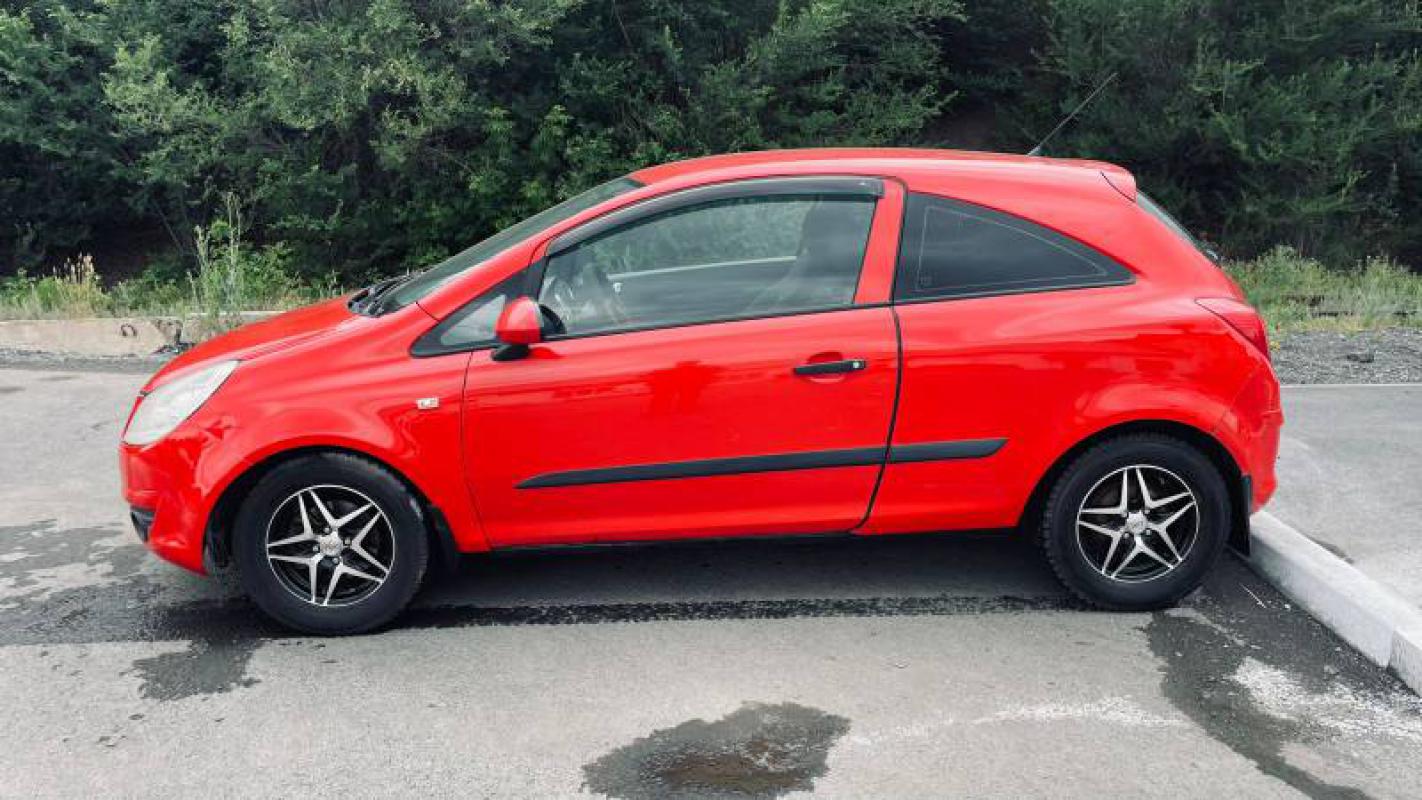 Продается Opel Corsa, 2007 года

Лёгкий, экономичный, маневренный автомобиль,

магнитола,

передние - Новотроицк