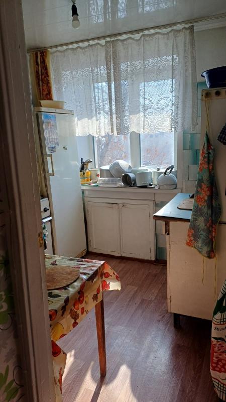 Текст объявления:
Продаётся двухкомнатная квартира в городе Новотроицк, расположенная на 5 этаже пят - Новотроицк