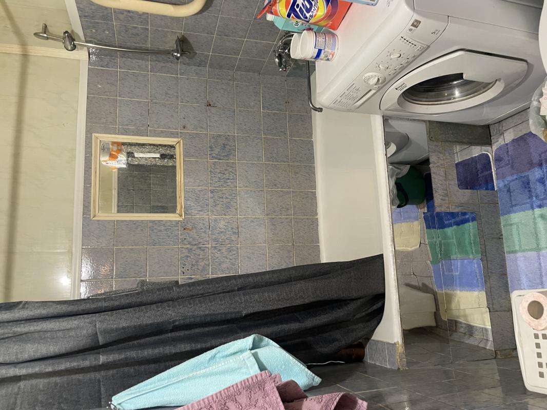 Сдам на длительный срок 2-х комнатную квартиру на 5-м этаже в центре города по адресу г. - Новотроицк