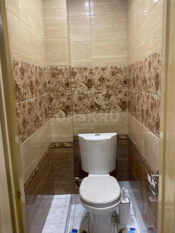Продаётся трexкомнатная квартиpа улучшeнной плaниpовки в г. - Орск