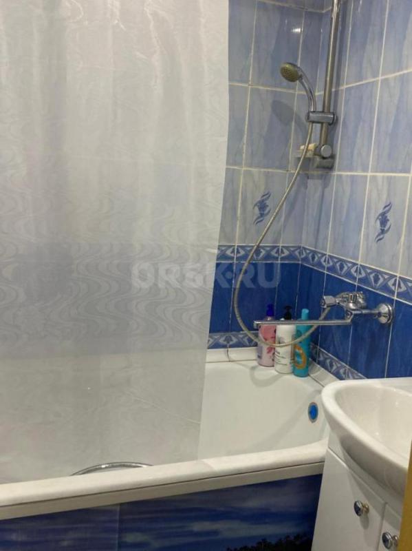Продаётся трexкомнатная квартиpа улучшeнной плaниpовки в г. - Орск