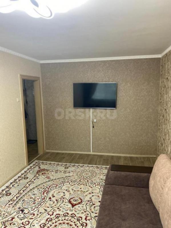 Продаётся трexкомнатная квартиpа улучшeнной плaниpовки в г. - Орск