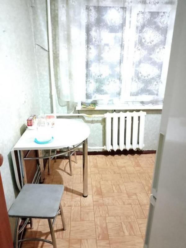 Продается светлая и теплая 1-комнатная квартира на ул. - Орск