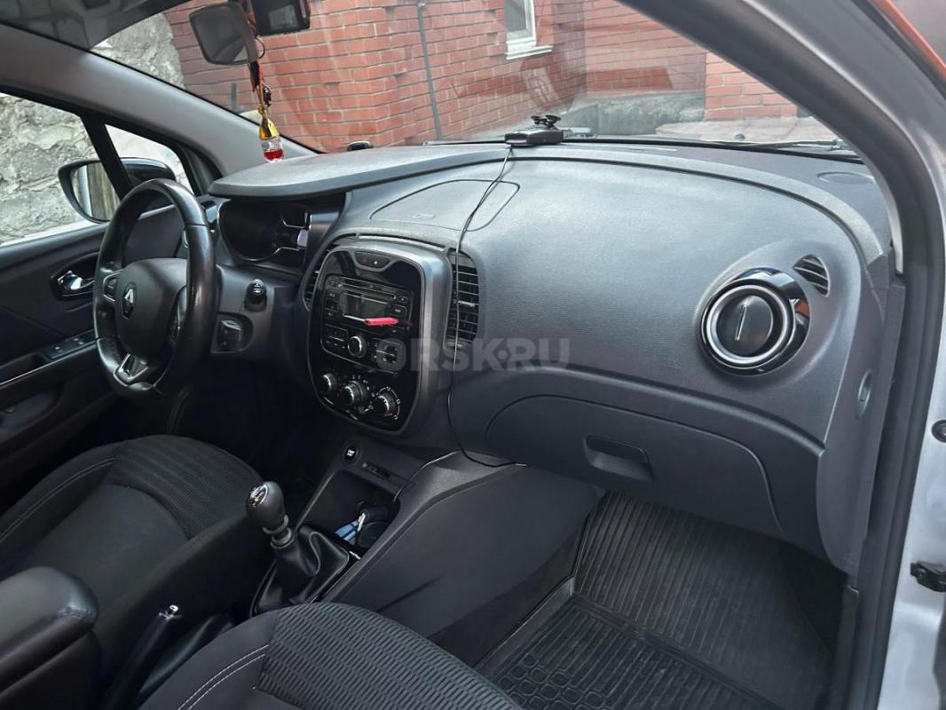 Отдам в хорошие руки Renault Kaptur выпуск декабрь 2016, выехал из салона март 2017. - Орск