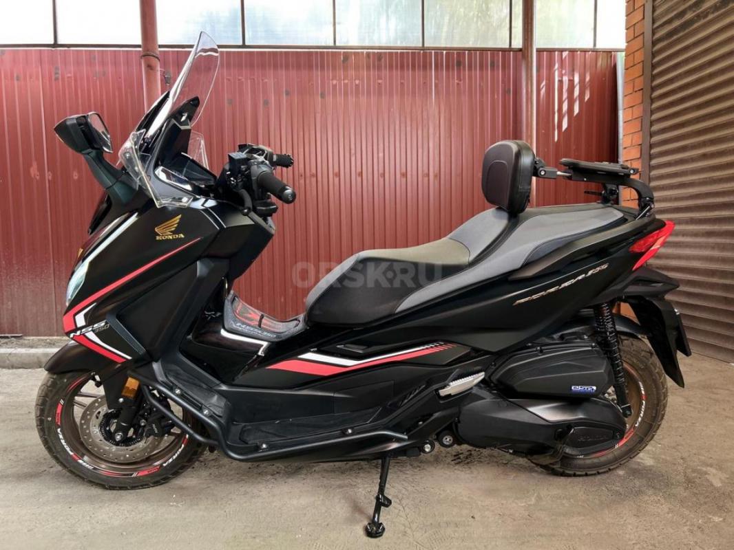 Продаю свой скутер Honda Forza 350. - Орск