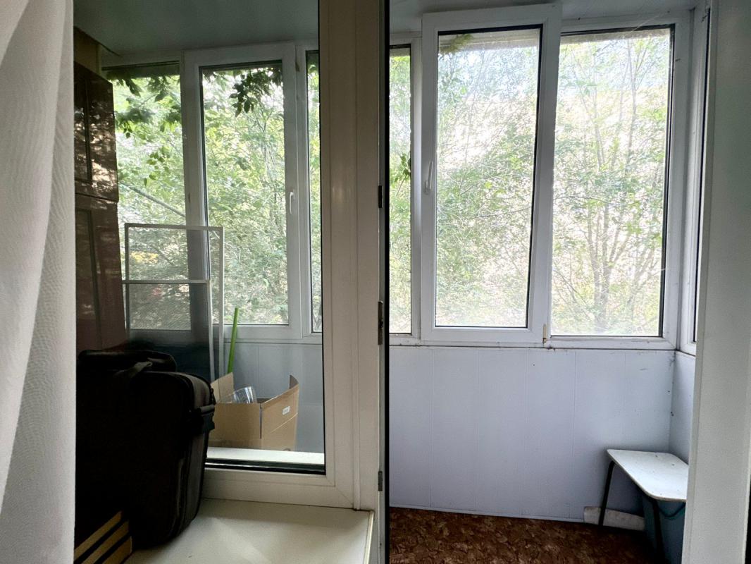 В продаже однокомнатная благоустроенная квартира, расположенная на 2 м этаже 5 этажного дома, площад - Новотроицк