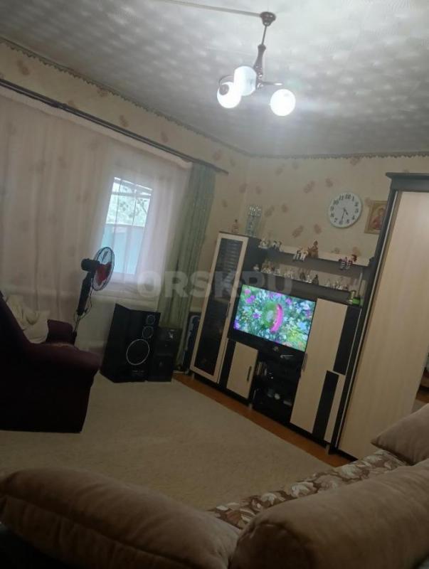 Продам квартиру в доме на 4-ëх хозяев.р-он ОЗТП. - Орск