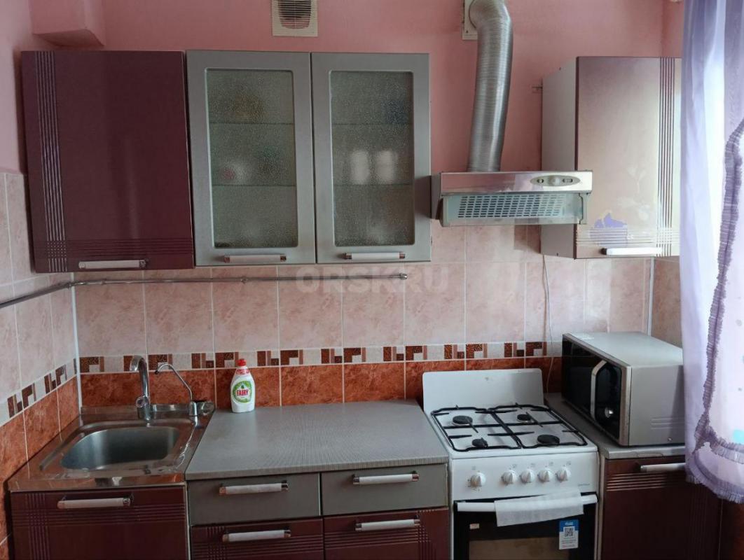 Сдам порядочной семье 3 комн квартиру по ул. - Орск