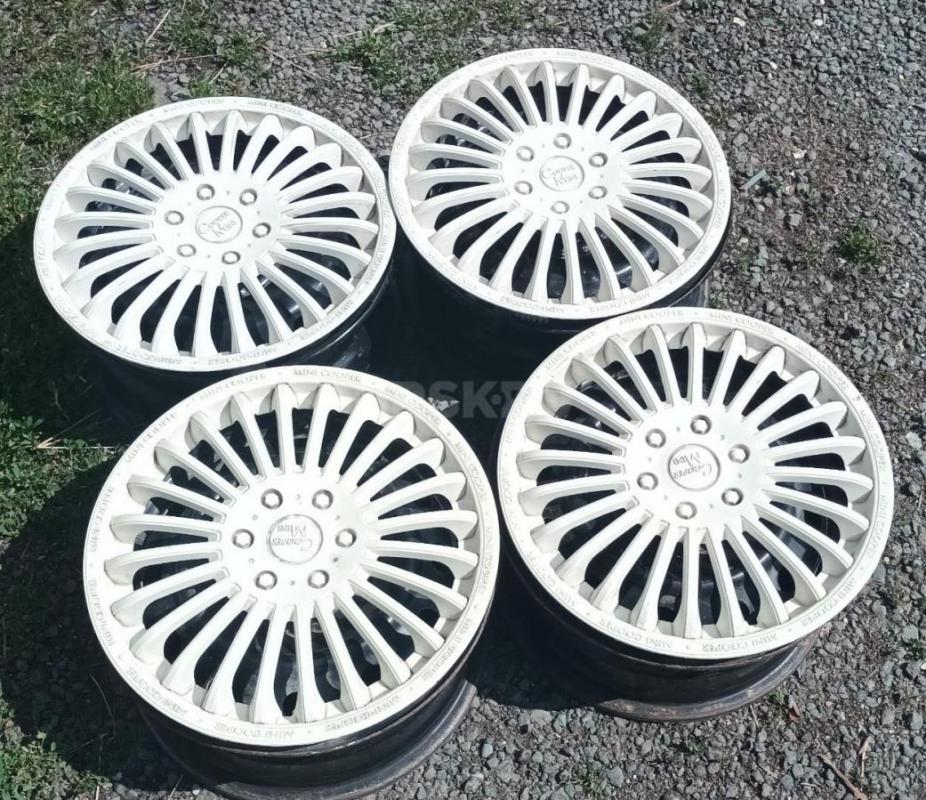 Продам диски 4×100 цо 60.1 r15 Подходит Веста, ларгус, логан. - Гай