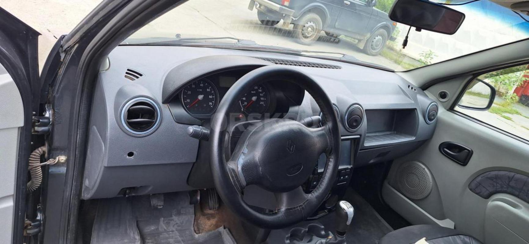 Продам Renault Logan 2006 Двигатель 1,6 86 л.с с Кондиционером - Орск