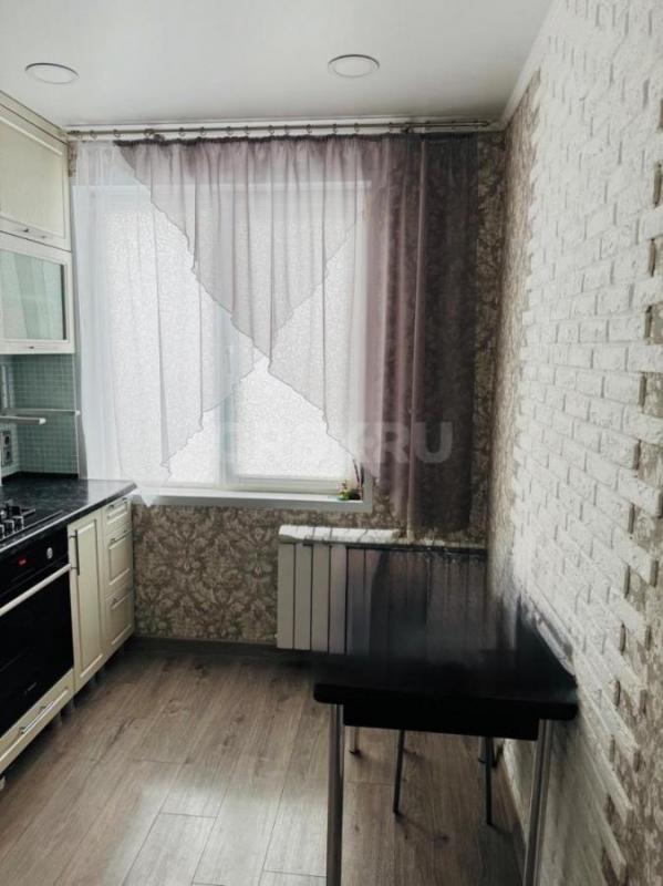 Продаётся уютная двухкомнатная квартира площадью 44.1 квадратных метра на первом этаже пятиэтажного - Орск