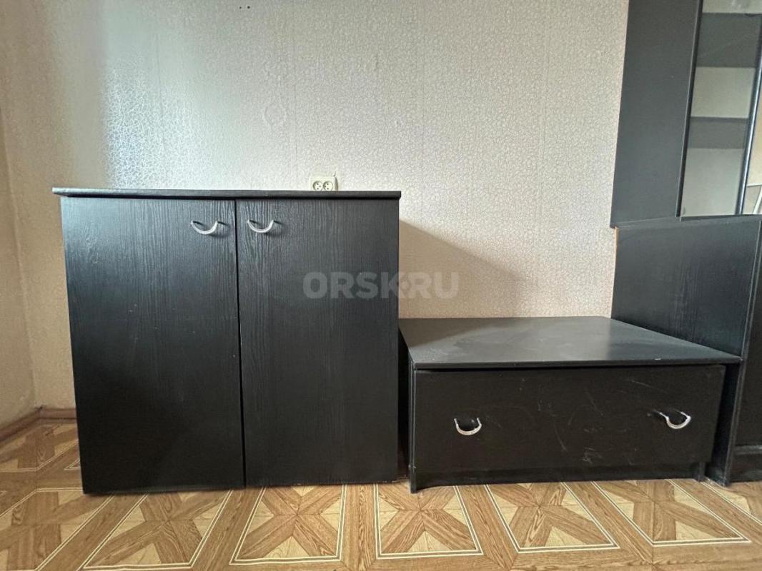 Продается польская стенка-горка для гостиной чёрного цвета. - Орск