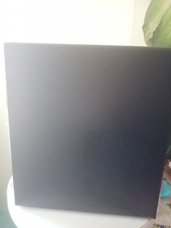 компьютер в маленьком корпусе (много место не занимает)
i5-10400f
gtx 1050 2gb
16 ГБ ОЗУ DDR4
ss - Гай