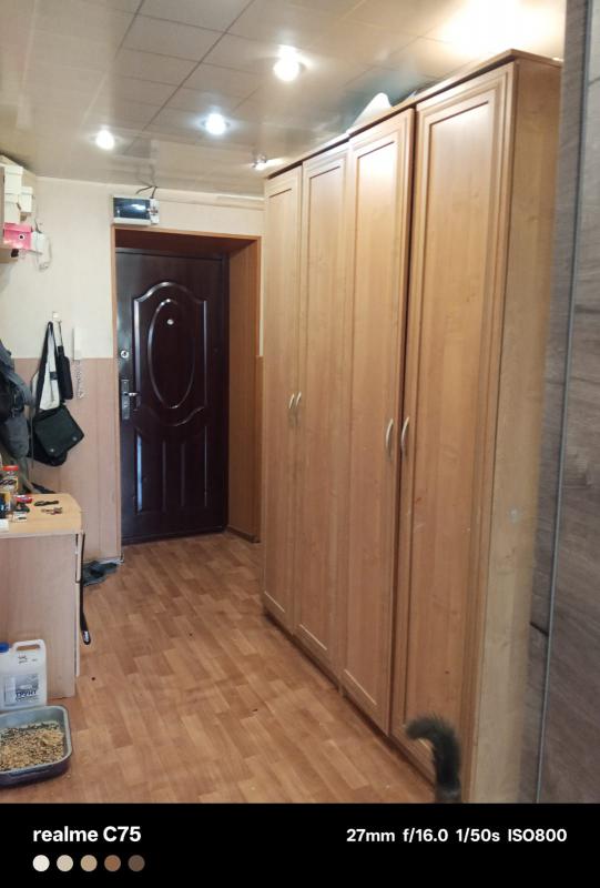 Продам 2 к квартиру, ходы раздельные, большой коридор,кухня 8,5 кв. - Новотроицк