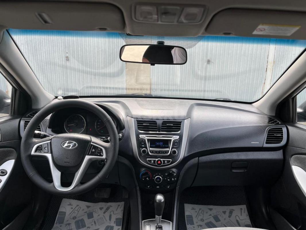 Продам хендэ Солярис в отличном состоянии без вложений 1.6-автомат один собственник птс оригинал без - Орск
